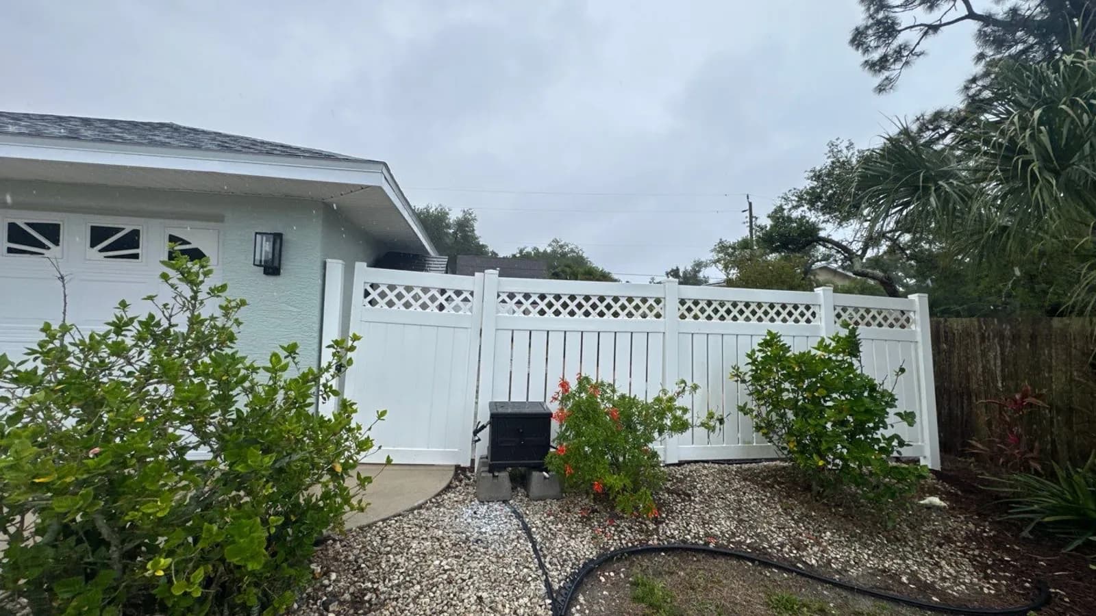 White vinyl fence installed by ASAP Fence & Gates in Venice, Florida