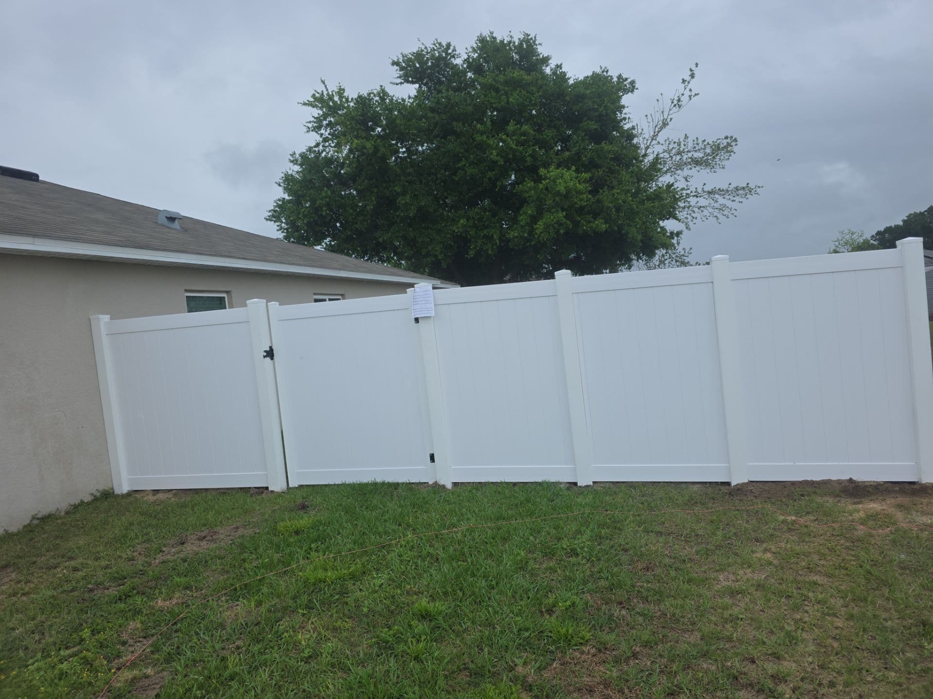Vinyl fence installation by ASAP Fence & Gates near Fishhawk, FL